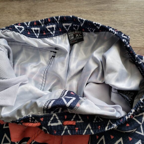 Micros Men's Satin Lined Swim Trunks XL - Picture 3 of 6